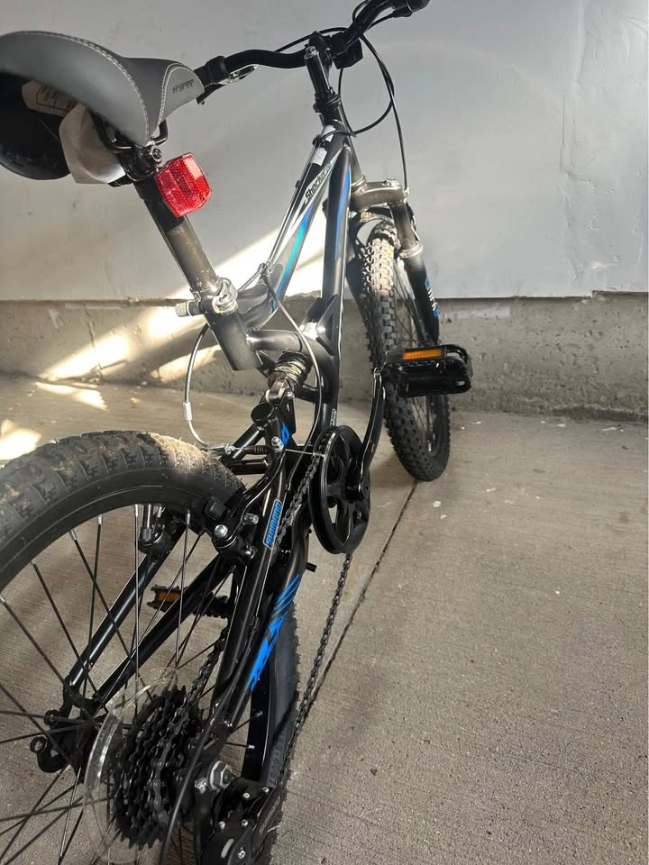 Hyper 20" Shocker Mountain Bike - Black - photo 3
