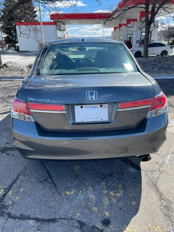 2011 Honda Accord EX-L image indicator(3)