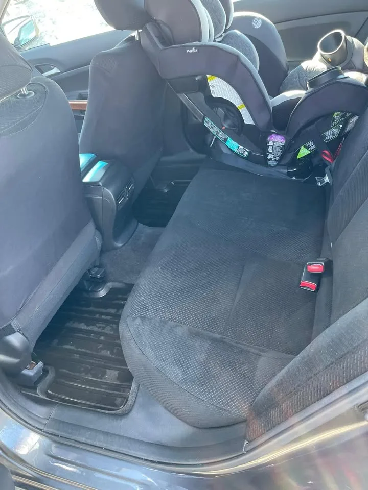 2011 Honda Accord EX-L image indicator(7)