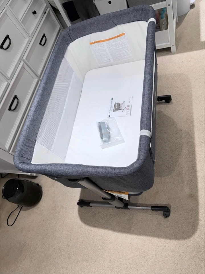 Ihoming Baby Bassinet Beside Sleeper with Storage Basket - photo 4