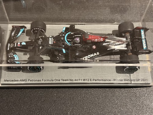Spark F1 1/43 Mercedes Lewis Hamilton #44 Bahrain GP Winner - photo 2