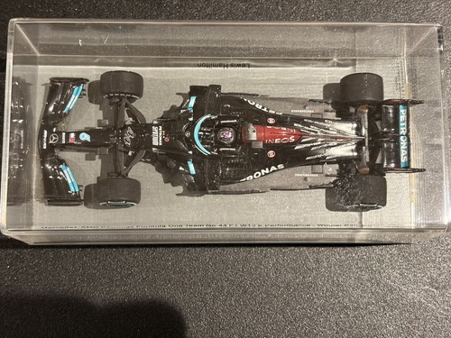 Spark F1 1/43 Mercedes Lewis Hamilton #44 Bahrain GP Winner - photo 3