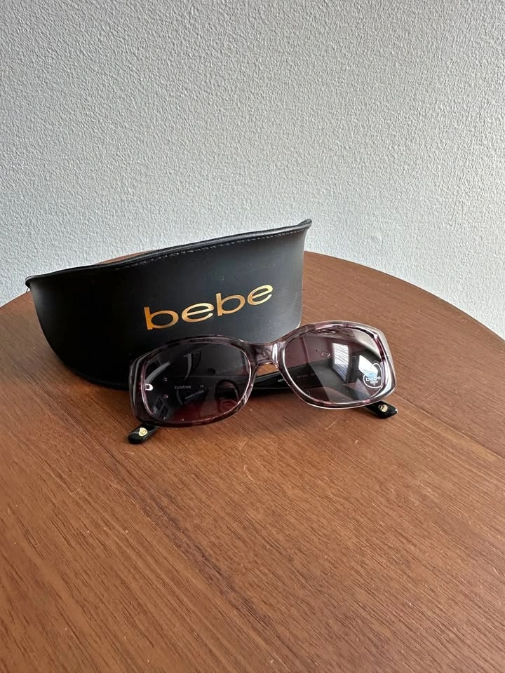 Bebe Women’s Sunglasses – Model: Getta Man BB7089