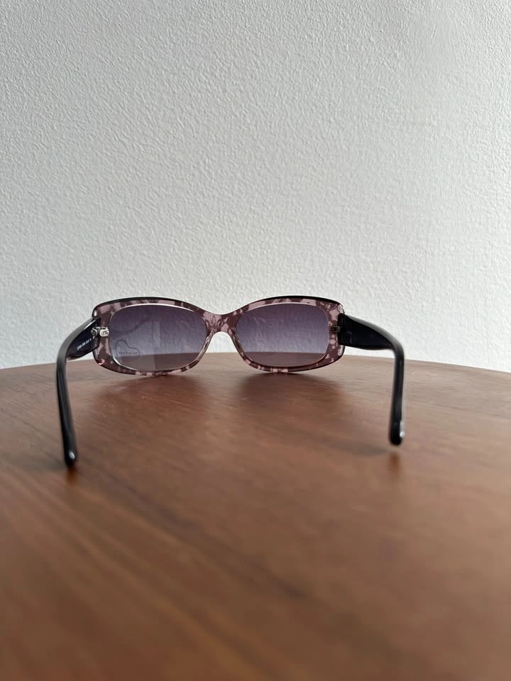 Bebe Women’s Sunglasses – Model: Getta Man BB7089 - photo 4