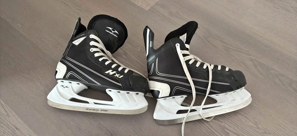 VIC HXi Hockey Skates