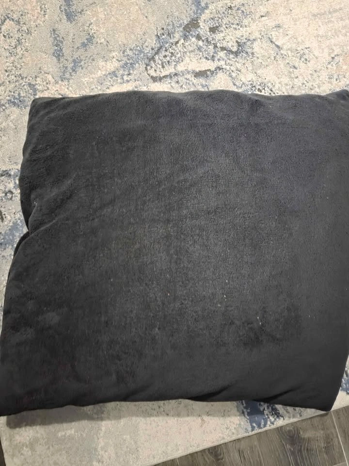 Set of 2 Floor Cushions - Grey Corduroy and Black Plush - photo 2
