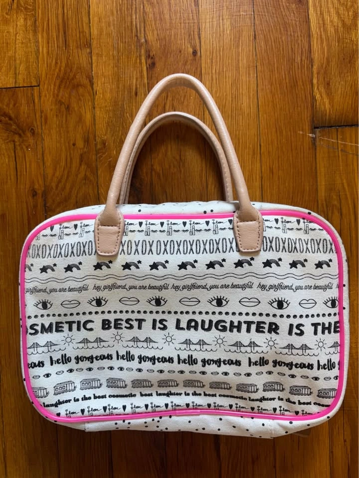 Benefit cosmetics travel makeup bag - photo 2