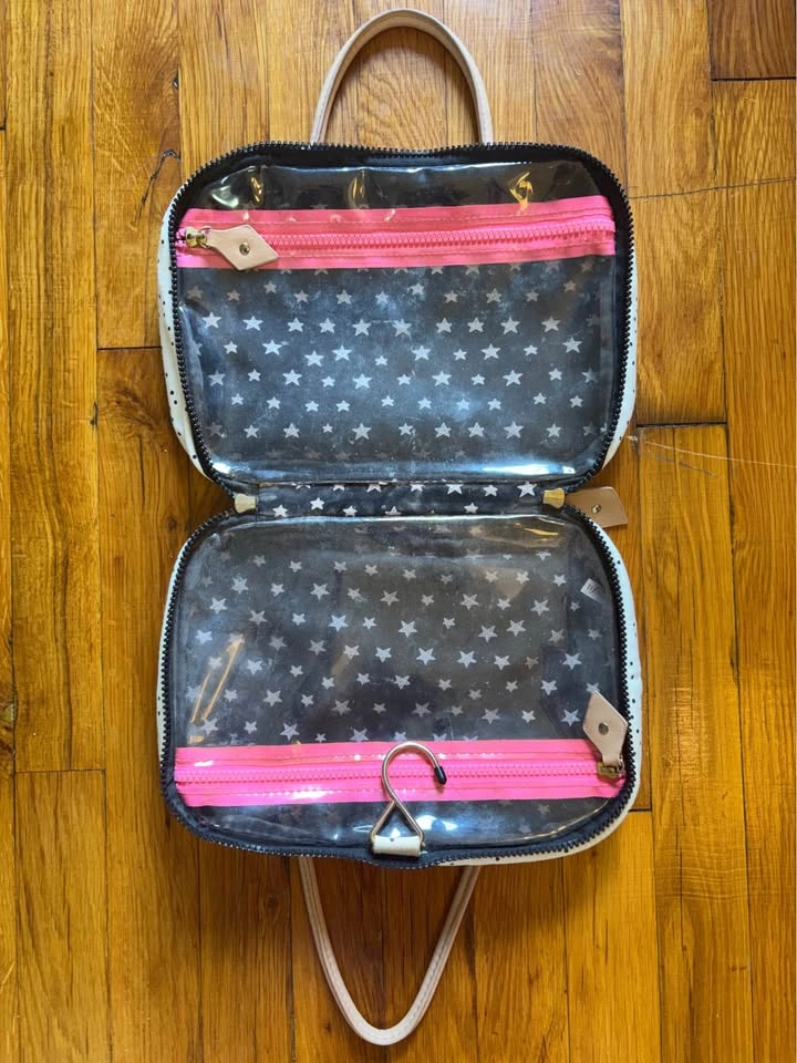 Benefit cosmetics travel makeup bag - photo 3