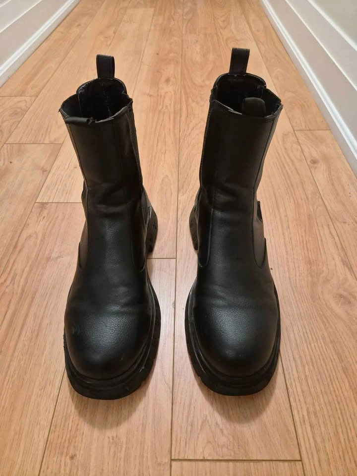 Naked Wolfe Black Chelsea Boots - photo 2
