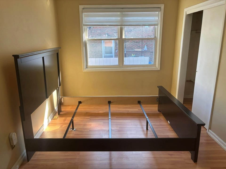 Wooden Bed (Queen size) - photo 2