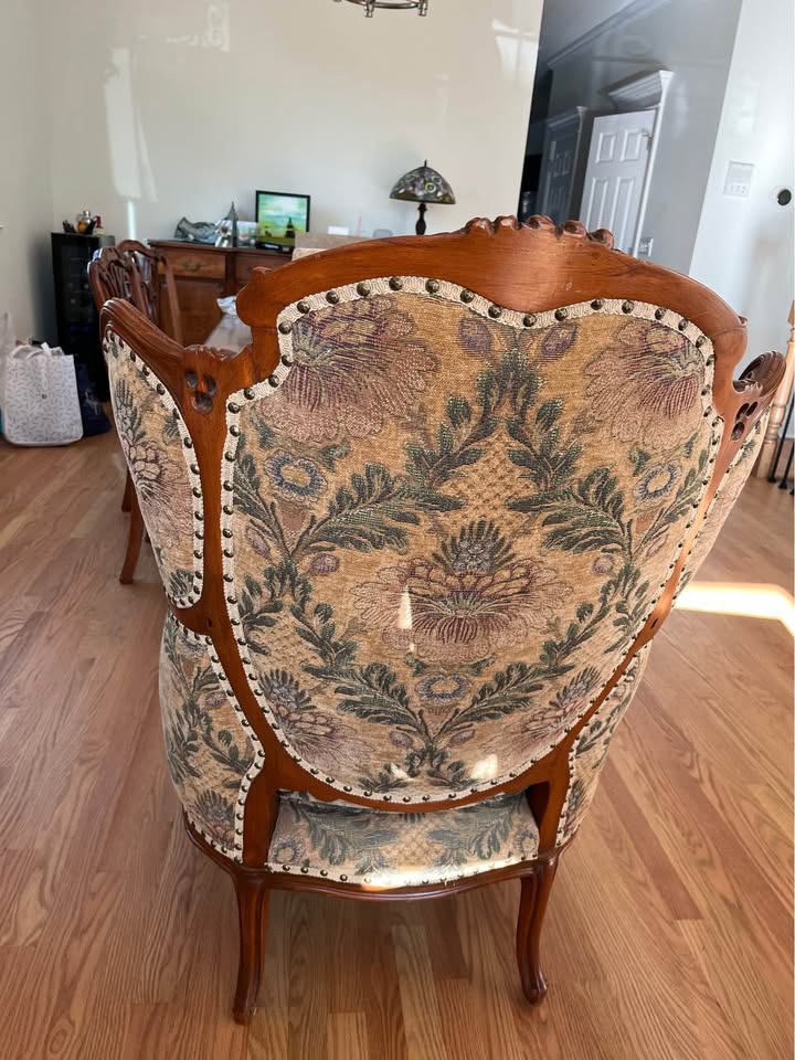 French Provincial Arm Chair, tall - photo 5