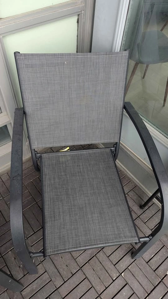 Patio Furniture Set - Like New, Barely Used - photo 4