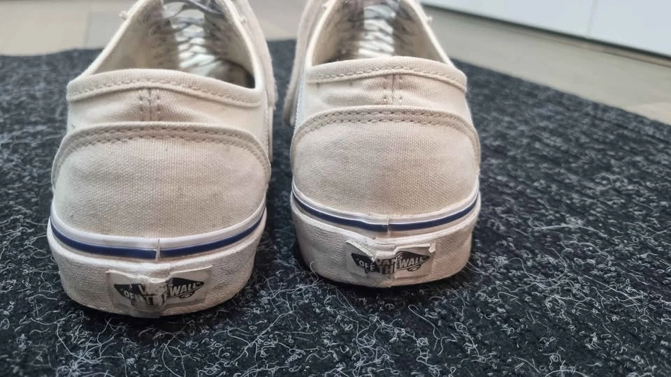 Unisex Vans slim skate shoes - photo 4