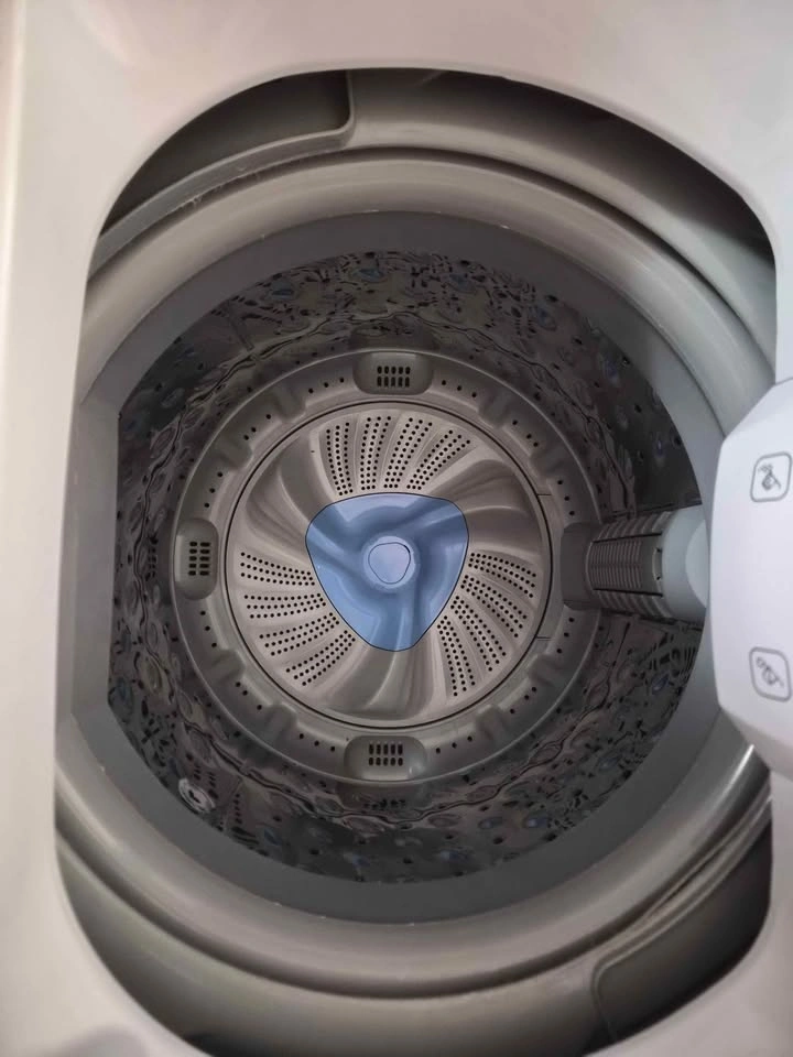 Insignia Portable Top Load Washing Machine - photo 3