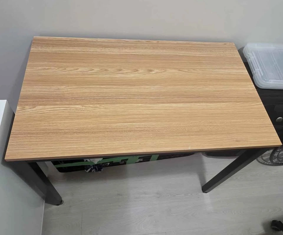 Wood-Top Desk - Sturdy Metal Legs - photo 2