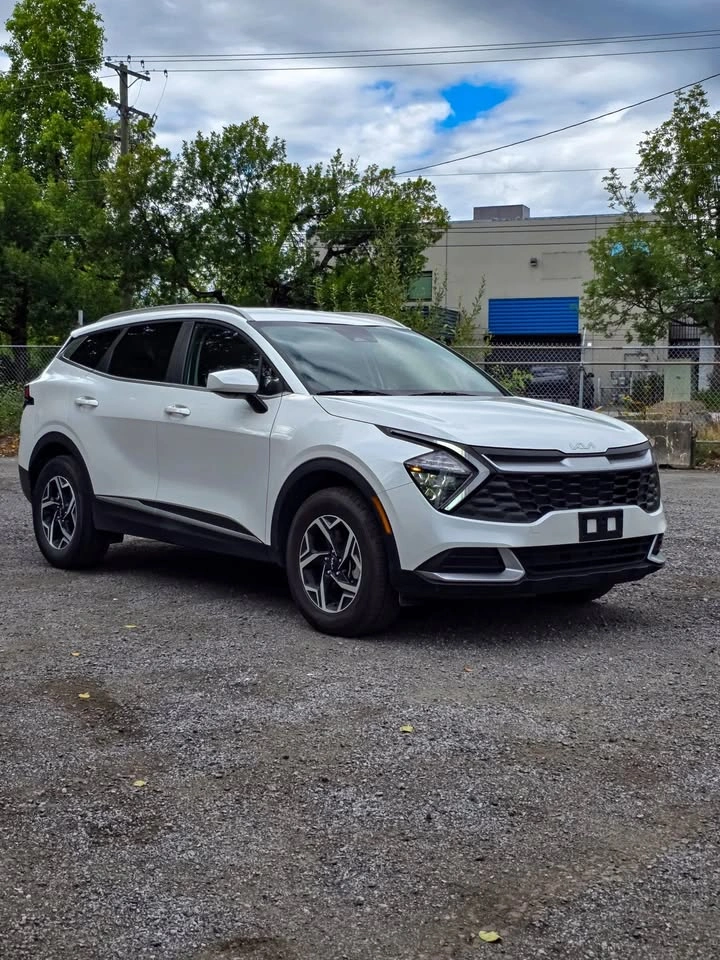 2024 Kia Sportage LX - photo 2