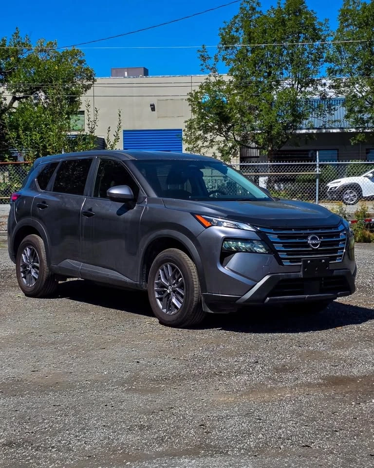 2025 Nissan Rogue - photo 2