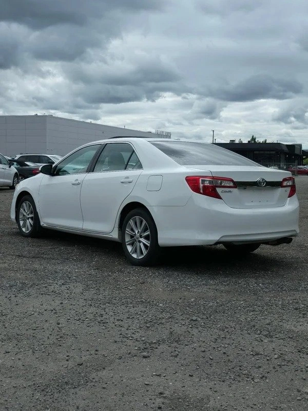 2012 Toyota Camry XLE - photo 4