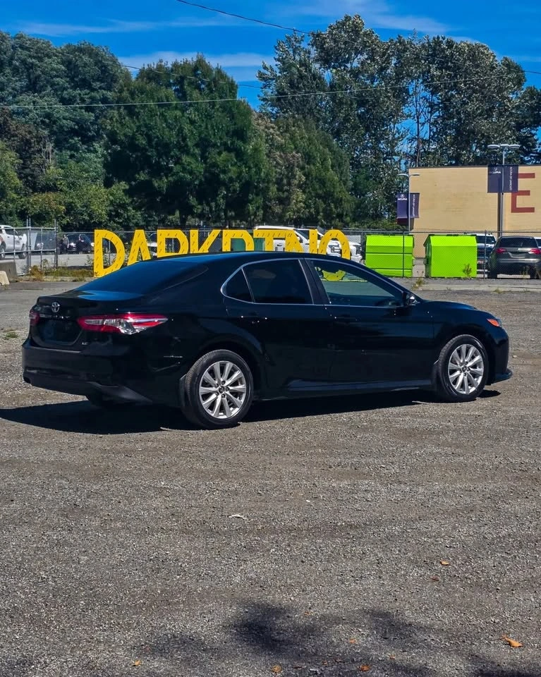 2020 Toyota CAMRY LE - photo 3