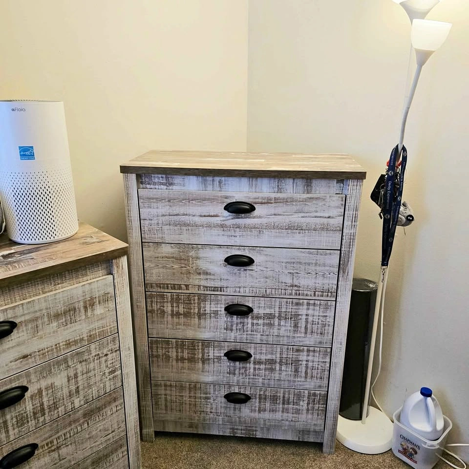 Dresser Set
