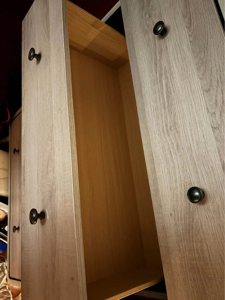 Dresser - photo 2