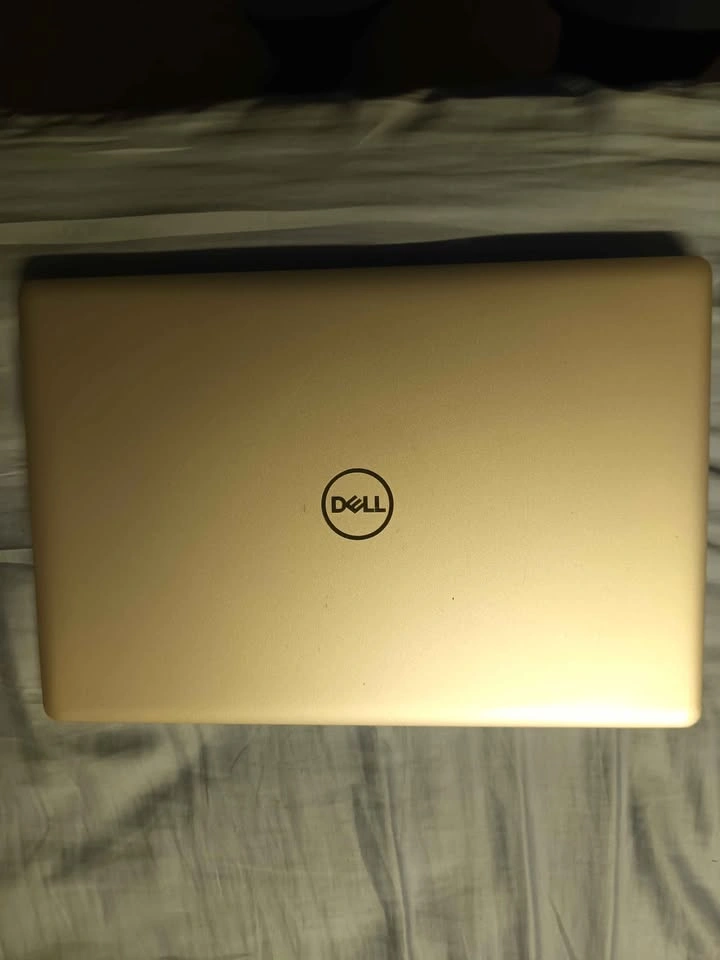 Dell Inspiron 5575 AMD Ryzen 3 12GB RAM 256GB SSD Touch - photo 4