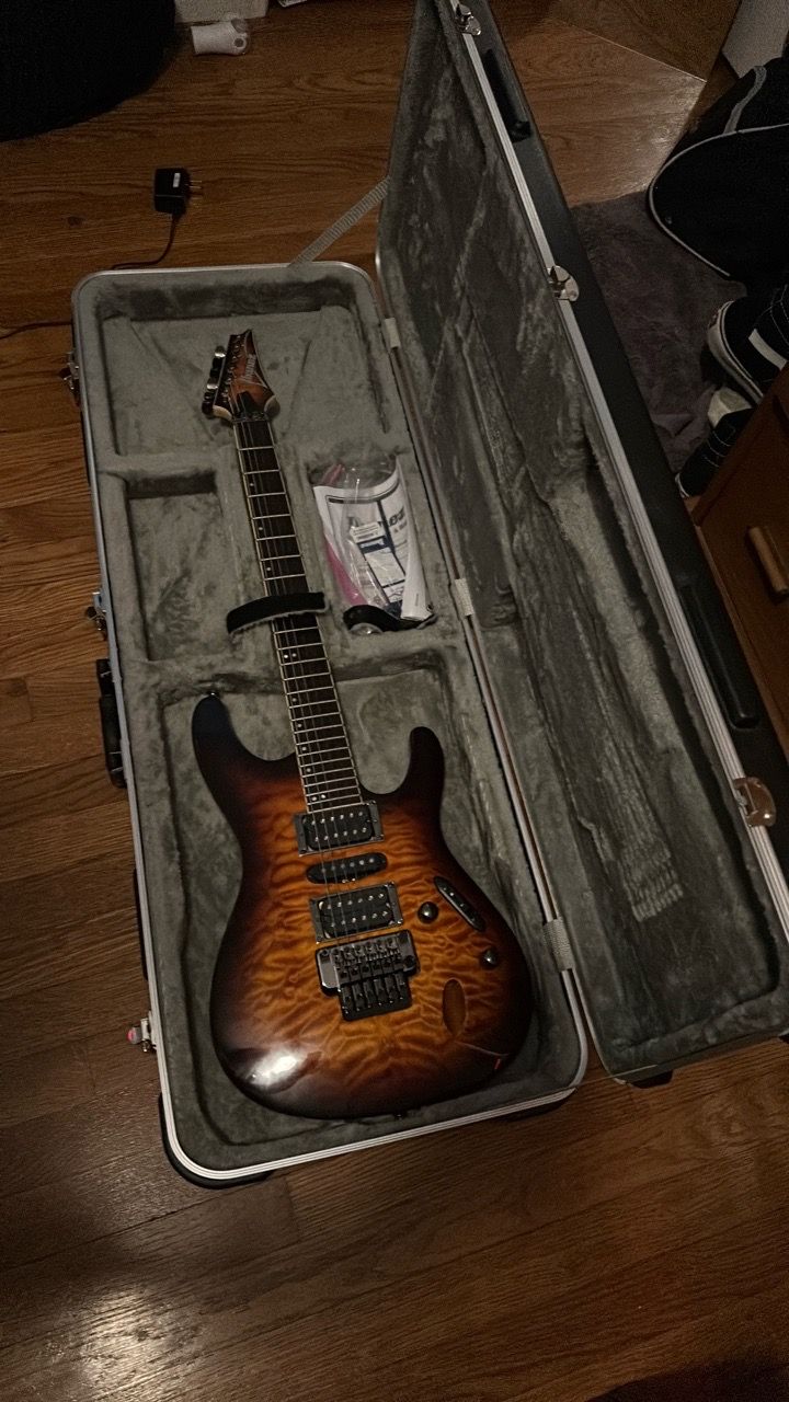 Ibanez Electric Guitar with Hard Case