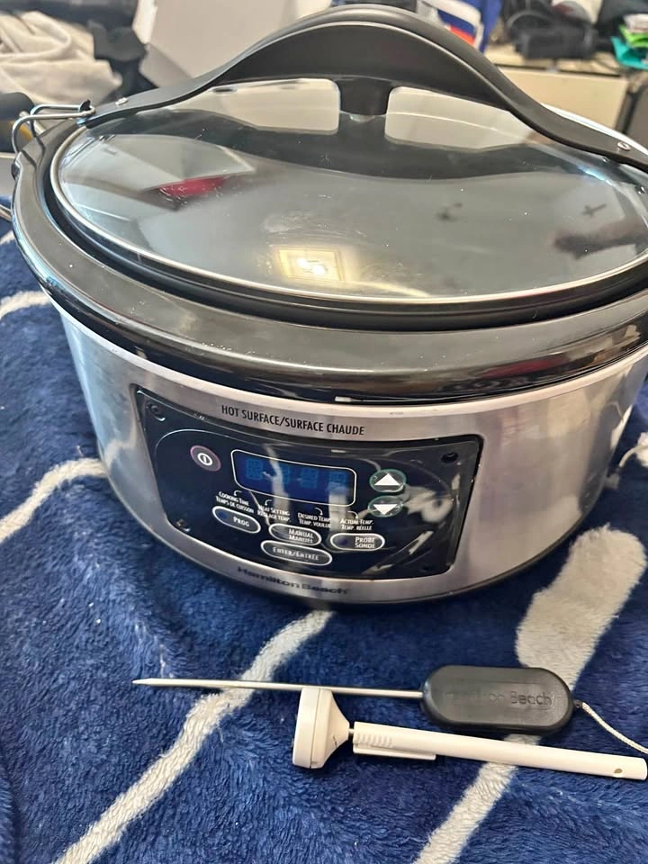 Hamilton Beach Set & Forget Programmable Slow Cooker