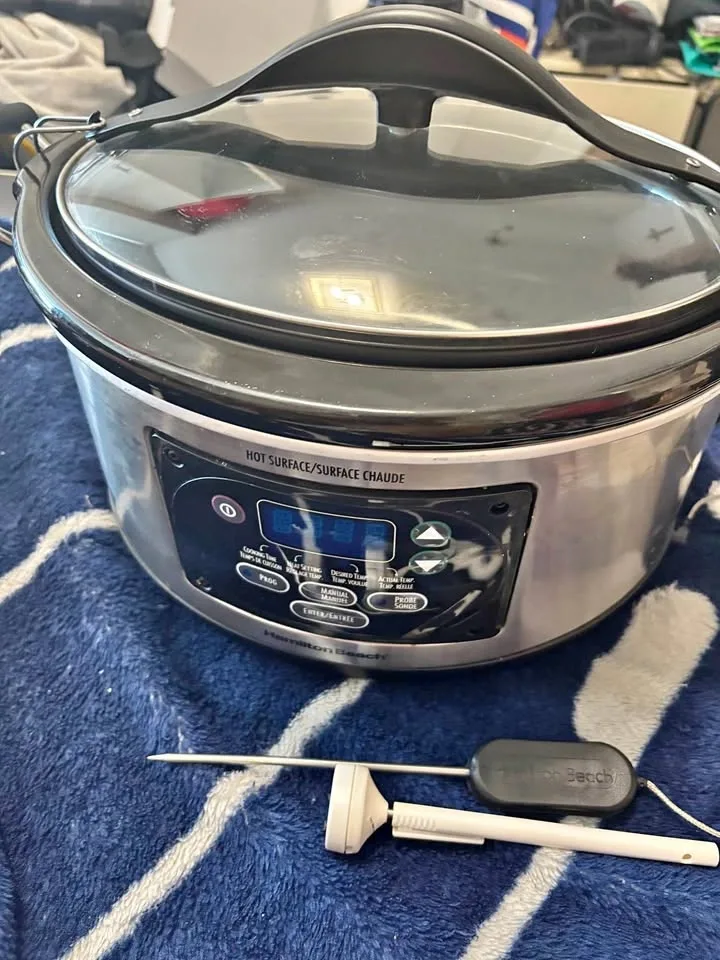 Hamilton Beach Set & Forget Programmable Slow Cooker