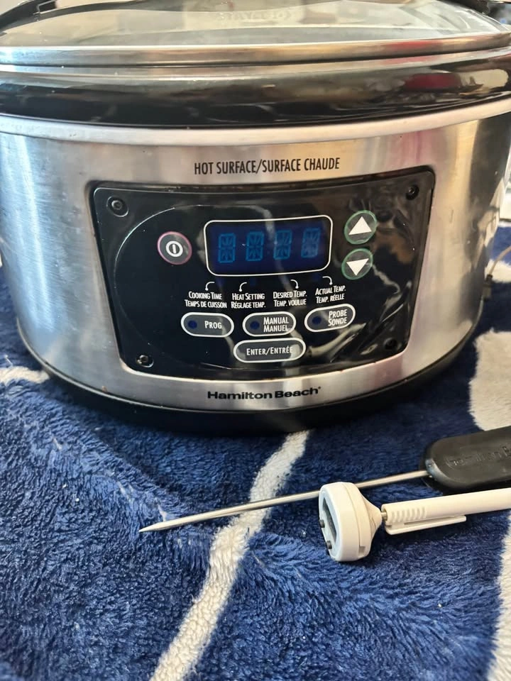Hamilton Beach Set & Forget Programmable Slow Cooker - photo 2