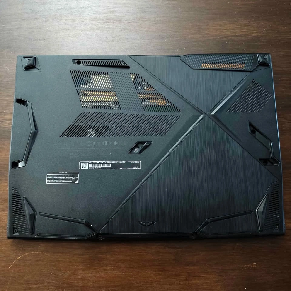 RTX 4060 MSI Thin GF63 Gaming Laptop in mint condition - photo 4