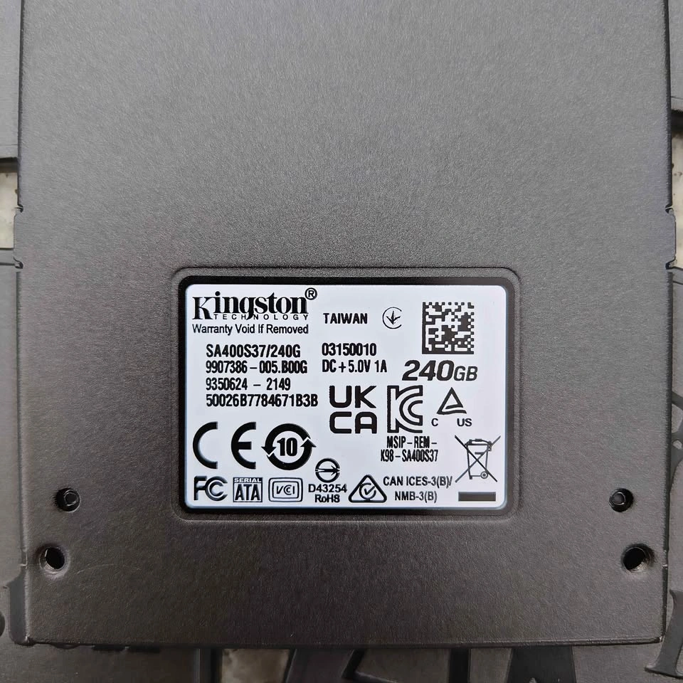 240GB Kingston SATA SSD storage - photo 3