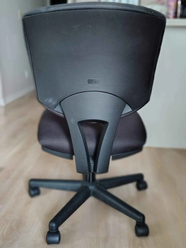 Office chair - photo 2