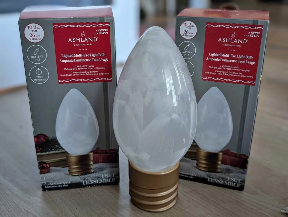 Decoration lamps 2 qty + christmas tree