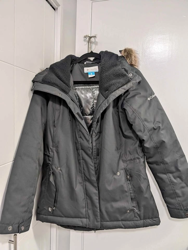 Columbia Women's Insulated and Water-resistant Jacket