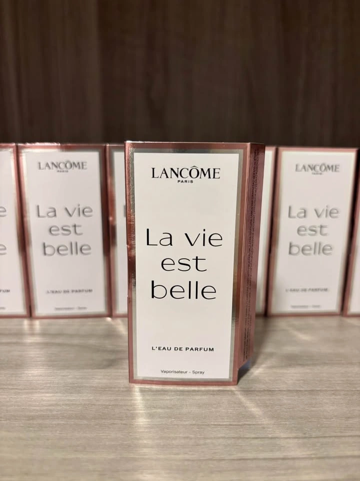 Lancôme La Vie Est Belle eau de parfum sample set 12ml - photo 2