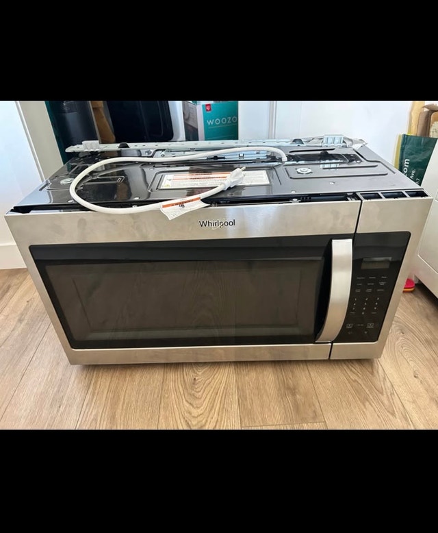 Counter top microwave