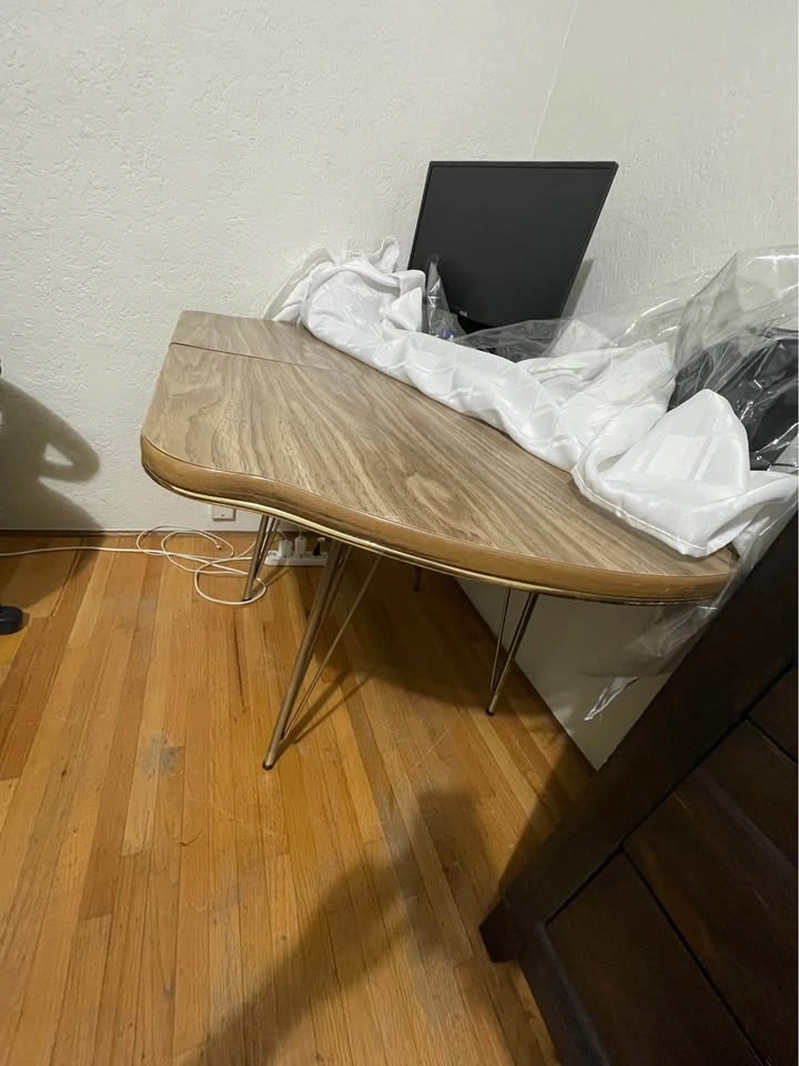 computer table - photo 2