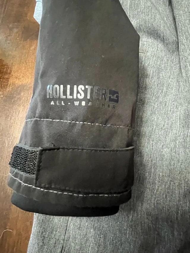 Black & Grey Hollister Jacket image indicator(4)