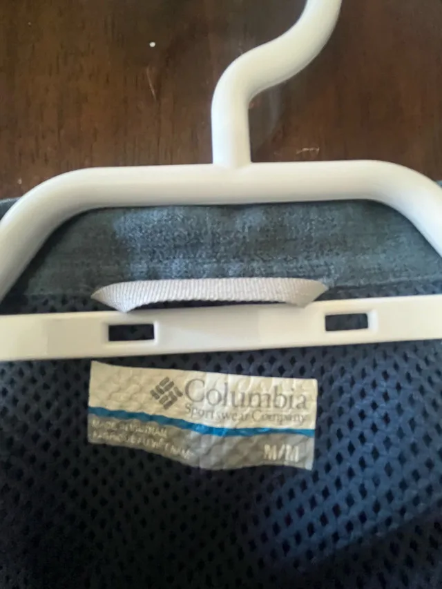 Medium Columbia Blue long sleeve image indicator(2)