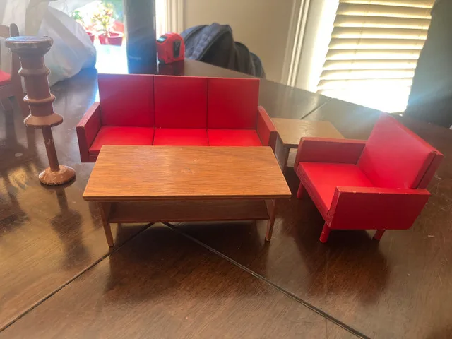 Vintage doll house furniture image indicator(3)