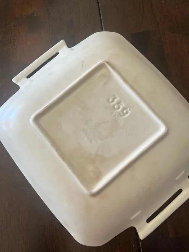 Beswick Handled Serving Dish image indicator(2)