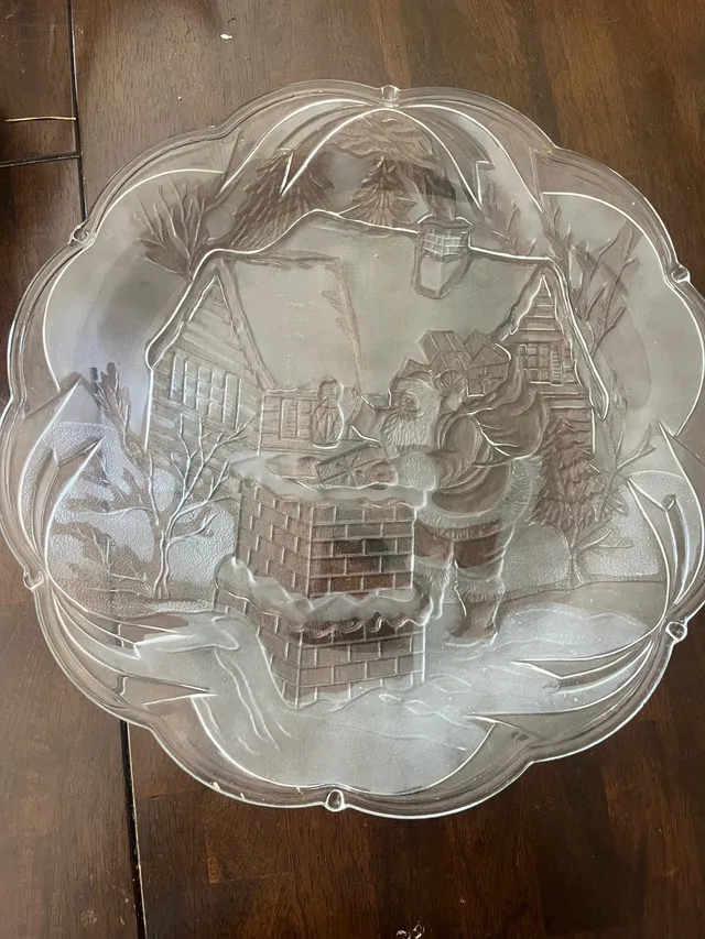 15” Christmas Santa platter thumbnail