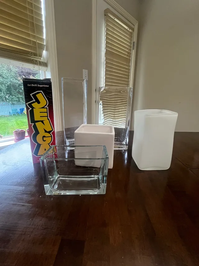 5 Square Vases thumbnail