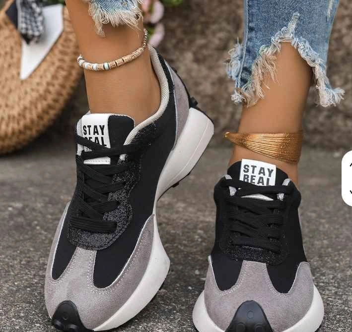 Casual Glitter Sneakers - Brand New in Box ✨ - photo 3