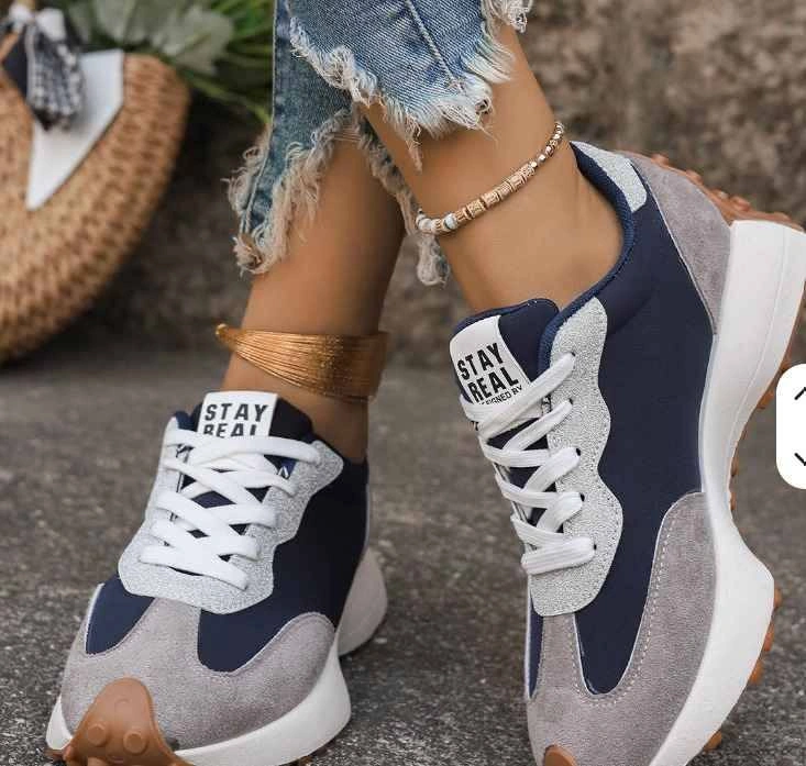 Casual Glitter Sneakers - Brand New in Box ✨ - photo 4