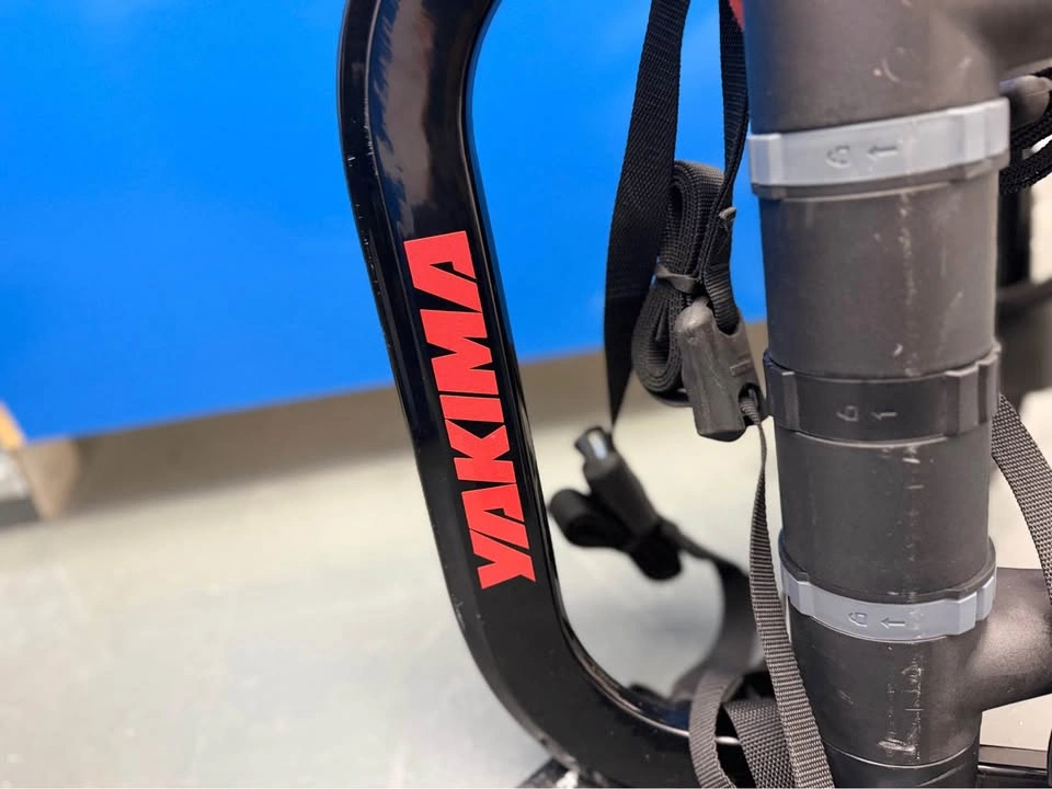 High-End Yakima Trunk Bike Rack — Mint Condition - photo 5