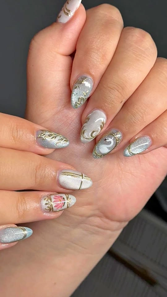 Custom Swan and lotus bio gel Nails