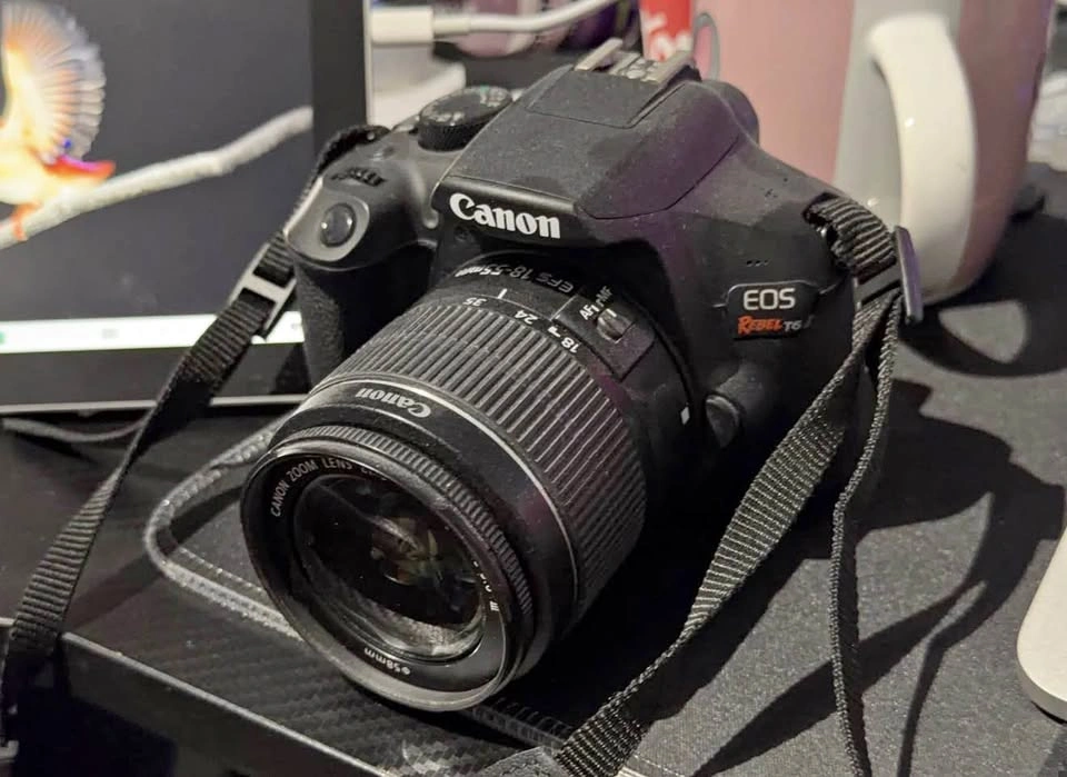 Canon EOS Rebel T6 with EF-S 18-55mm Lens