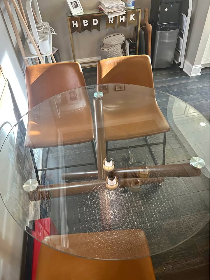 Dining Set with 4 chairs